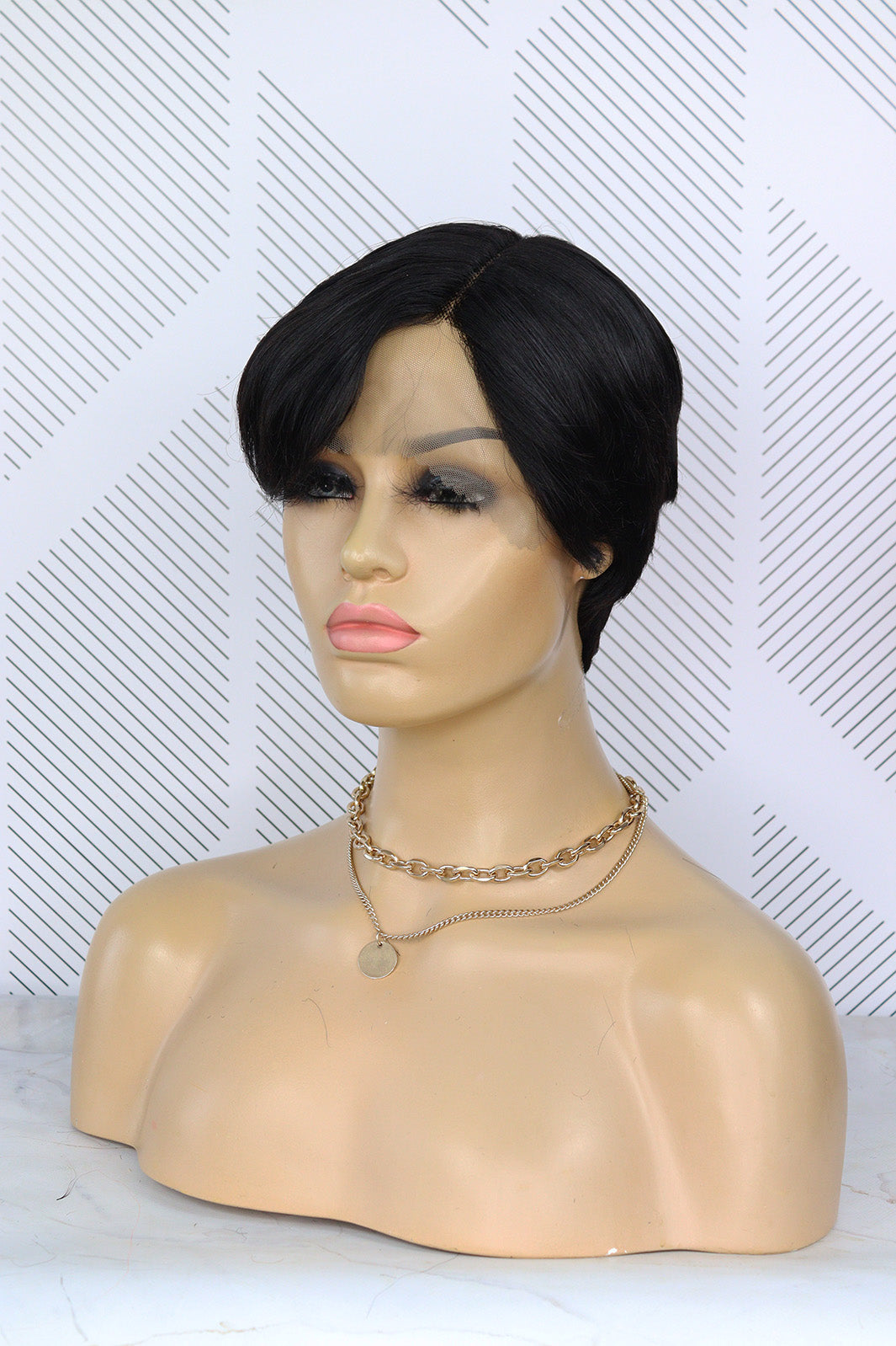 Beginner Brazilian Full Cap Wig Straight Pixie - 1B 1162