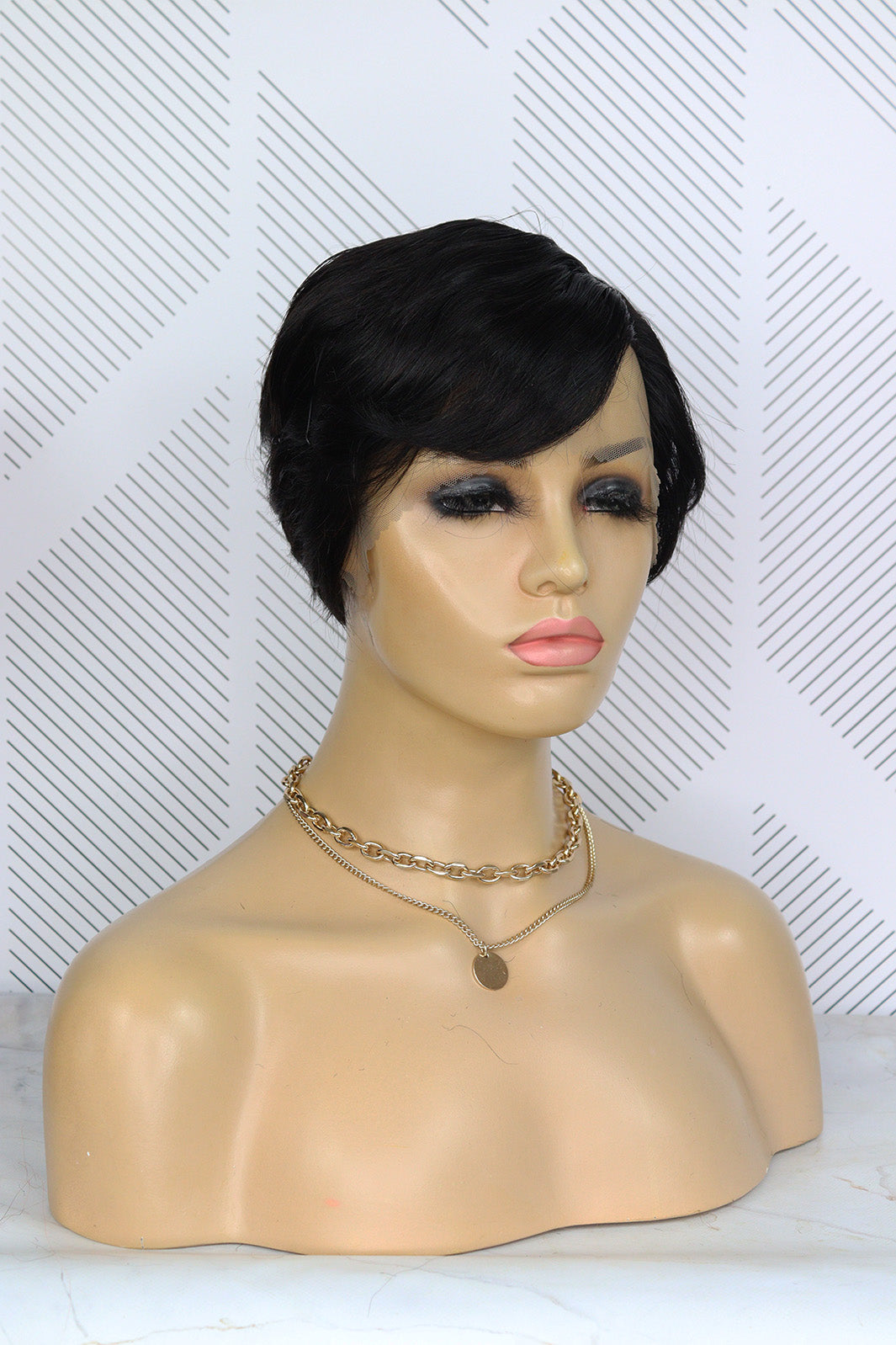 Beginner Brazilian Full Cap Wig Straight Pixie - 1B 1162